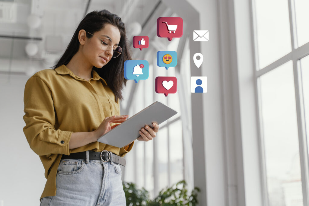 concepto de marketing en redes sociales para marketing con aplicaciones